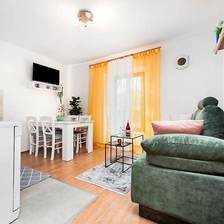 Apartment Roze روفينج المظهر الخارجي الصورة